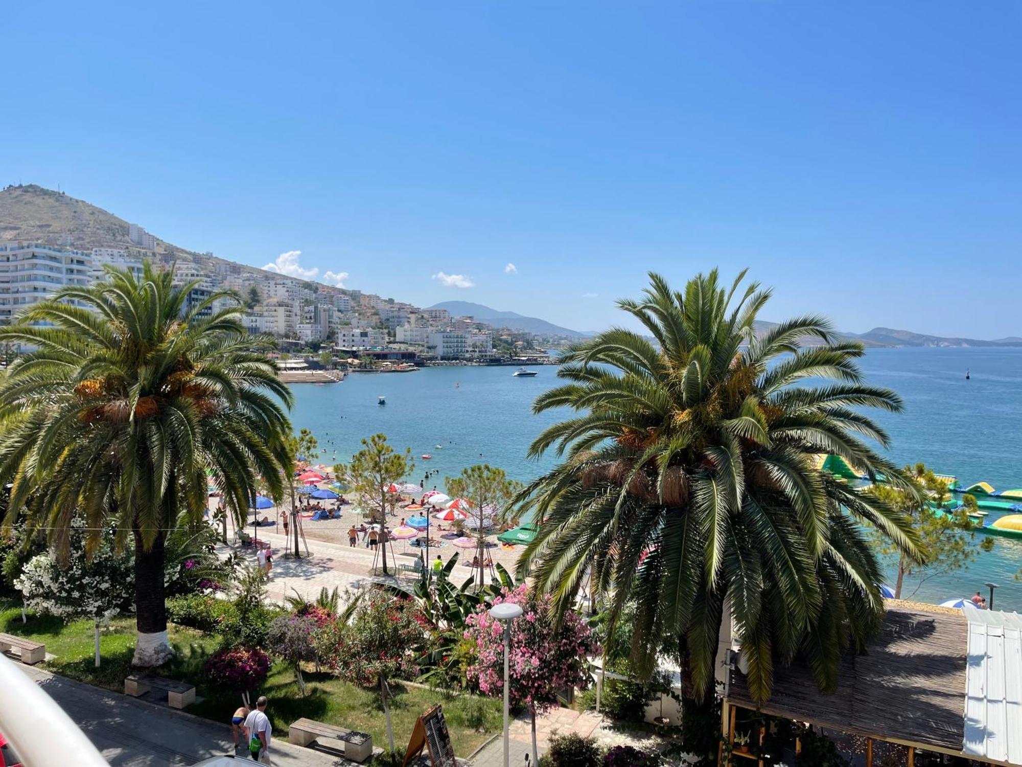 Caramel Sun Studios Apts Saranda Dış mekan fotoğraf